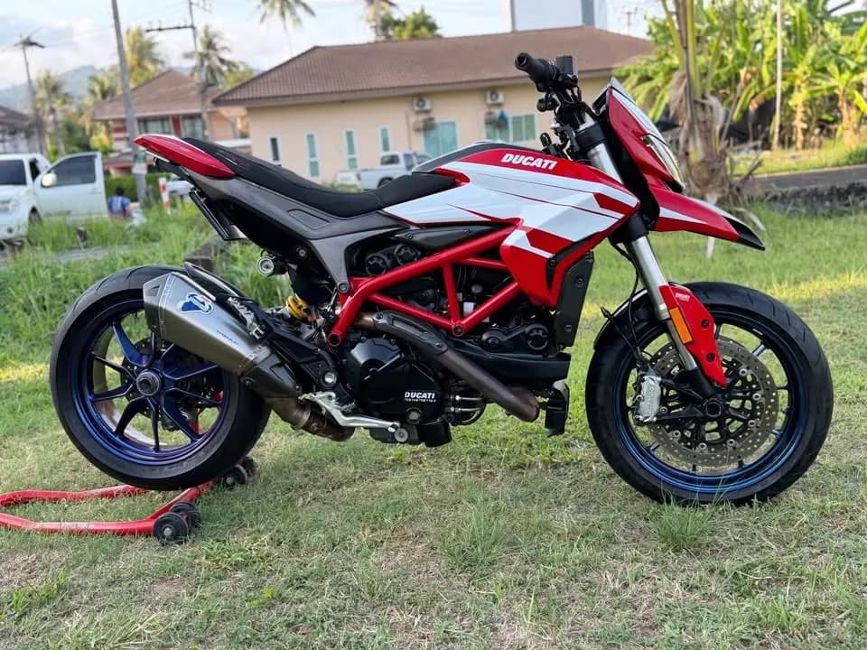 Ducati Hypermotard 939 (2018) สภาพสวย พร้อมของแต่งครบชุด
