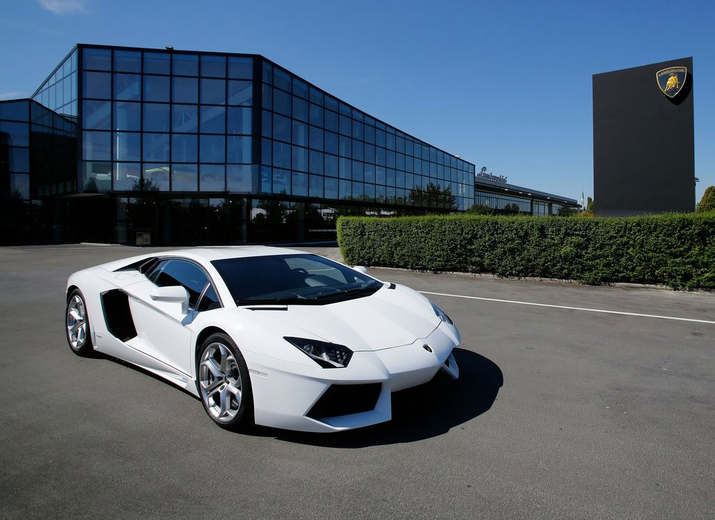 Lamborghini Aventador LP700-4 ลัมโบร์กินี อเวนทาดอร์ ปี 2011