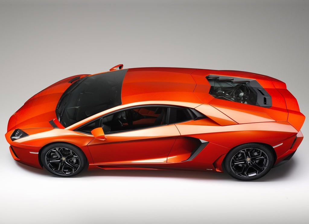 Lamborghini Aventador LP700-4 ลัมโบร์กินี อเวนทาดอร์ ปี 2011