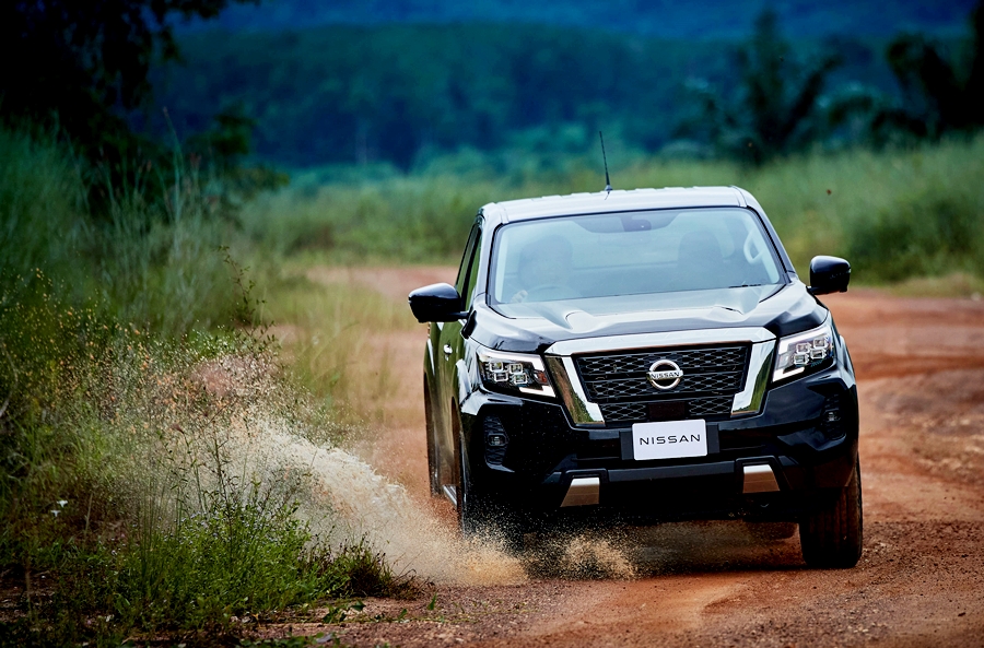 Nissan Navara King Cab CALIBRE V 7AT นิสสัน นาวาร่า ปี 2022
