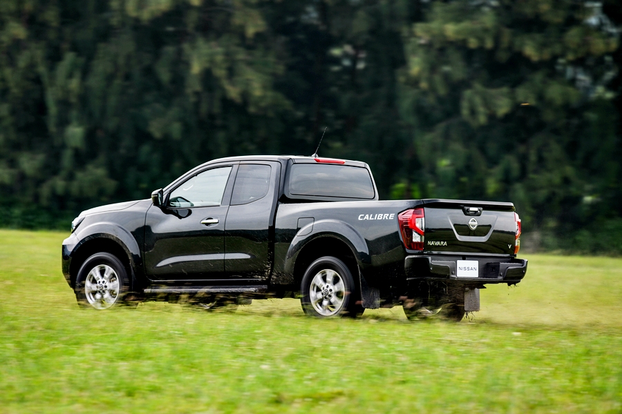 Nissan Navara King Cab CALIBRE V 7AT นิสสัน นาวาร่า ปี 2022