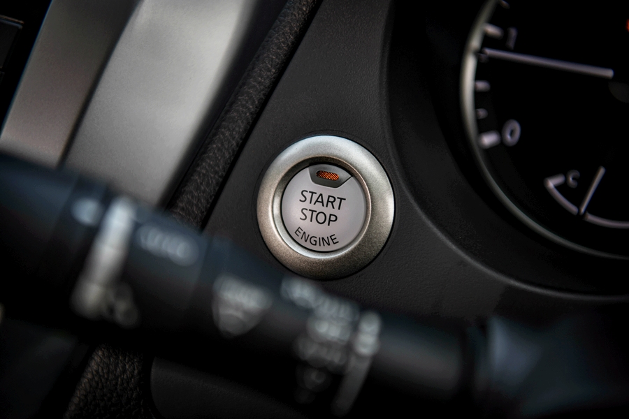 Nissan Navara Double Cab CALIBRE E 6MT นิสสัน นาวาร่า ปี 2022