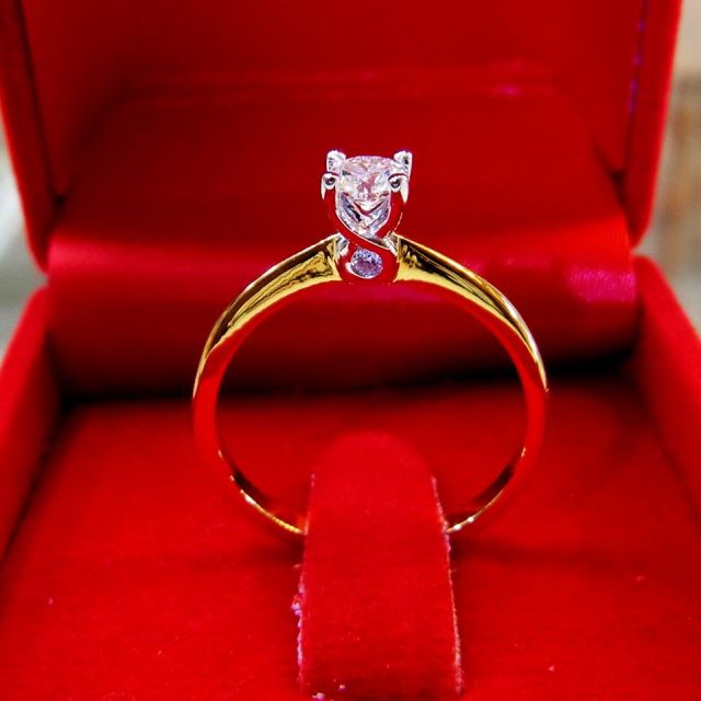 แหวนเพชรแท้ ห้างเพชรกาญจน์