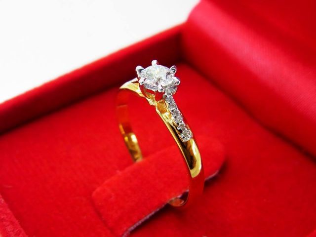 แหวนเพชร ห้างเพชรกาญจน์ ราคาส่ง