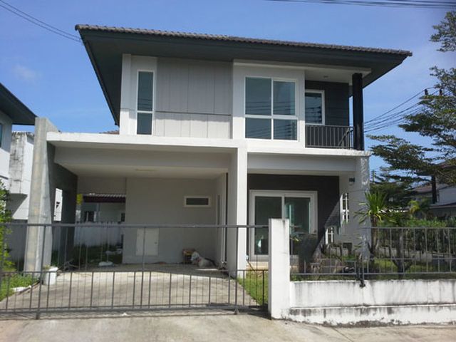 6C110241 บ้านเดี่ยวสองชั้น 3 ห้องนอน 2 ห้องน้ำ พื้นที่ 56 ตรว. ราคา 5.2 ล้านบาท