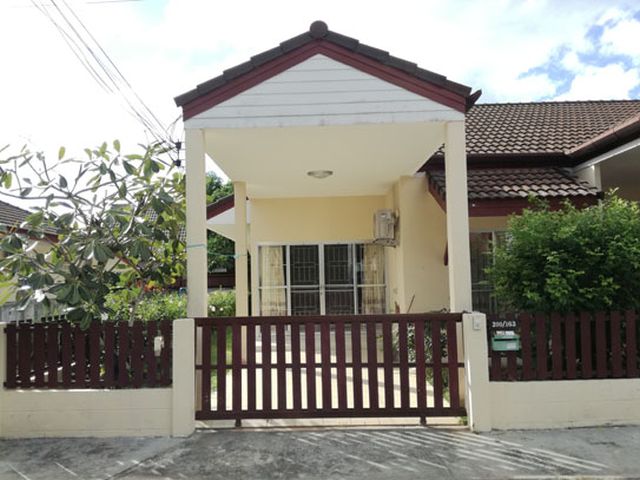 6C40074 บ้านแฝดชั้นเดียว 2 ห้องนอน 1 ห้องน้ำ พื้นที่ 45 ตรว.