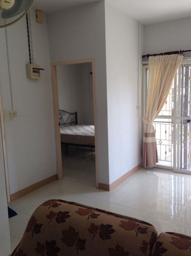 6C40074 บ้านแฝดชั้นเดียว 2 ห้องนอน 1 ห้องน้ำ พื้นที่ 45 ตรว.