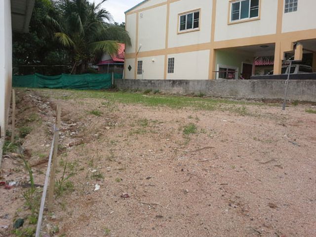 6A80264 ให้เช่าที่ดินเปล่า พื้นที่ 60 ตรว.  ราคาเช่าต่อเดือน 8,000 บาท