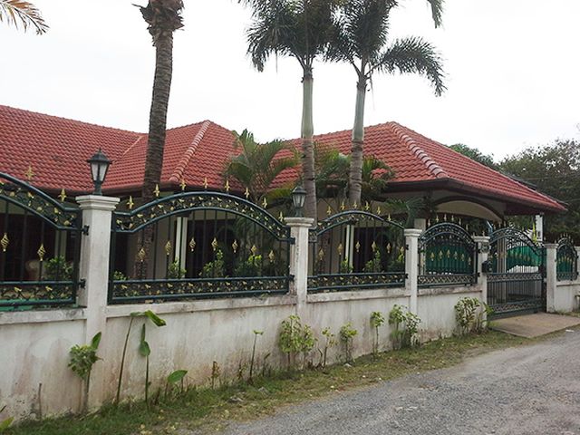 6A80269 ให้เช่าบ้านเดี่ยวชั้นเดียว 2 ห้องนอน 2 ห้องน้ำ พื้นที่  95    ตรว.