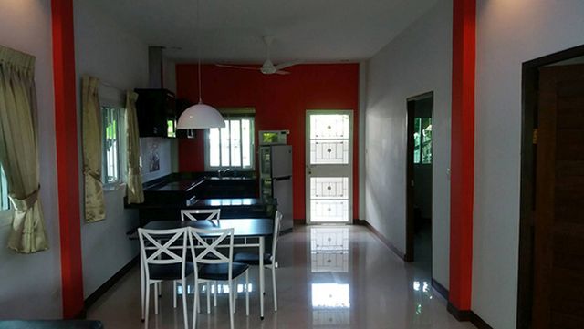 6A80268 ให้เช่าบ้านเดี่ยวชั้นเดียว 2 ห้องนอน 2 ห้องน้ำ พื้นที่ 50 ตรว.