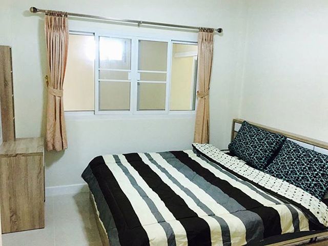 6A90421 ให้เช่าบ้านแฝดชั้นเดียว 2 ห้องนอน 2 ห้องน้ำ พื้นที่  38.25    ตรว.