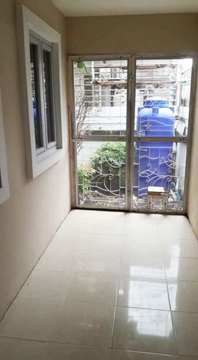 6A100544 ให้เช่าบ้านแฝดชั้นเดียว 2 ห้องนอน 2 ห้องน้ำ พื้นที่ 38 ตรว.