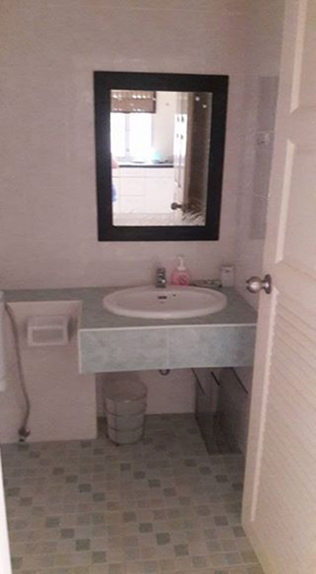 6A100544 ให้เช่าบ้านแฝดชั้นเดียว 2 ห้องนอน 2 ห้องน้ำ พื้นที่ 38 ตรว.