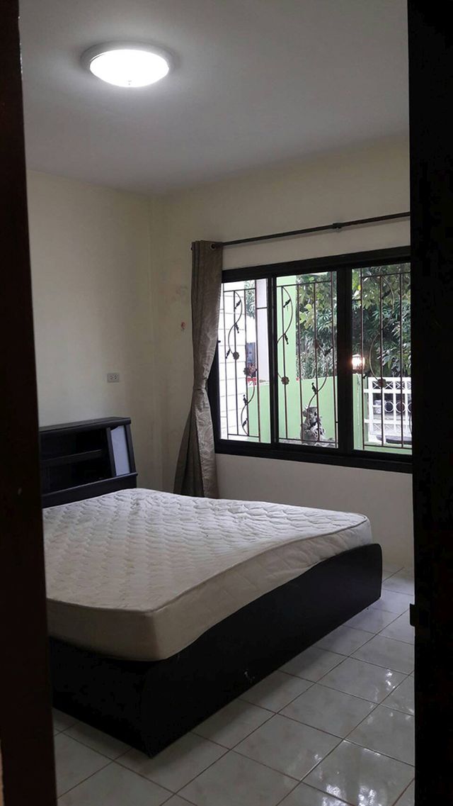 6C80110 ขายทาวน์เฮ้าส์ชั้นเดียว 2 ห้องนอน 1 ห้องน้ำ พื้นที่ใช้สอย 28 ตร.ว