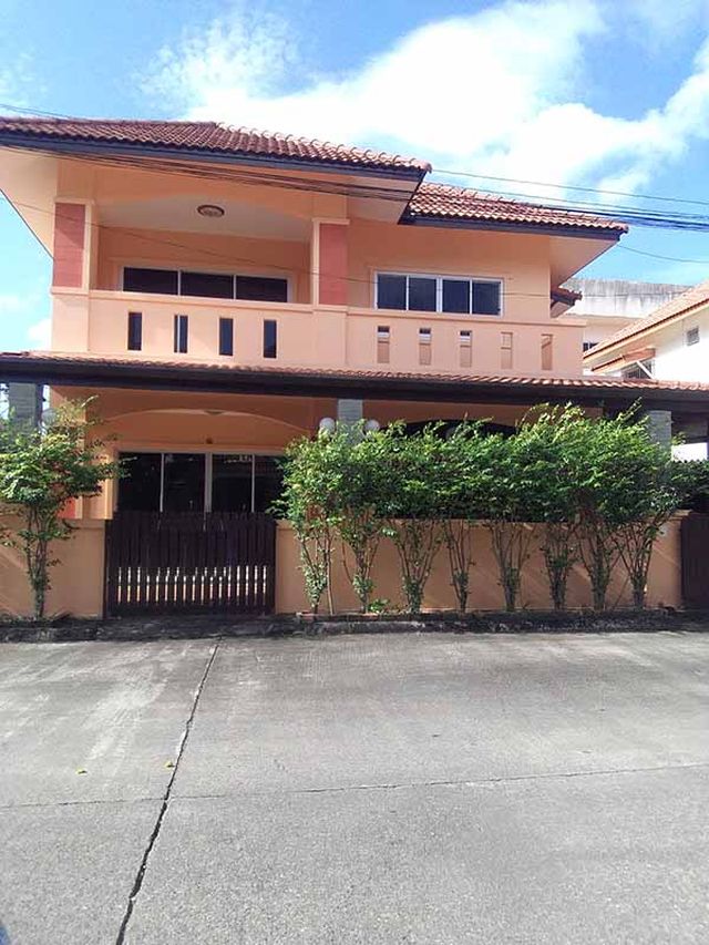 6C90200 ขายบ้านเดียว 2 ชั้น 3 ห้องนอน 2 ห้องน้ำ  พื้นที่  35 ตร.ว.