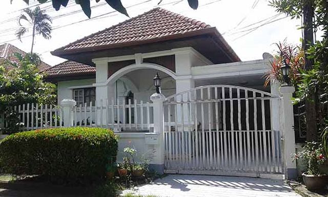 6C110257 ขายบ้านแฝดชั้นเดียว 2 ห้องนอน 2 ห้องน้ำ  พื้นที่  66 ตร.ว.