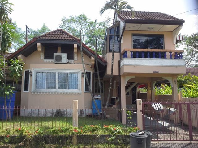 6A110703 ให้เช่าบ้านเดี่ยวสองชั้น 3 ห้องนอน 2 ห้องน้ำ พื้นที่ 50 ตรว.