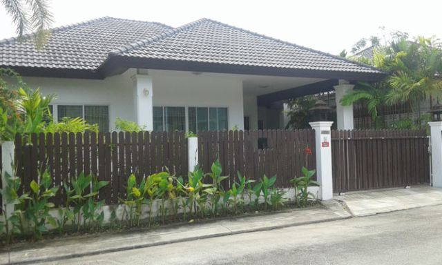 6A120241 ให้เช่าบ้านเดี่ยวชั้นเดียว 3 ห้องนอน 2 ห้องน้ำ พื้นที่ 97 ตรว.