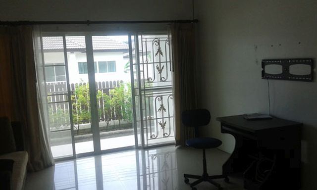 6A120241 ให้เช่าบ้านเดี่ยวชั้นเดียว 3 ห้องนอน 2 ห้องน้ำ พื้นที่ 97 ตรว.