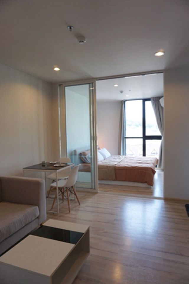 6A100552 ให้เช่าคอนโด The Base Height 1 ห้องนอน 1 ห้องน้ำ พื้นที่ 34 ตรม.