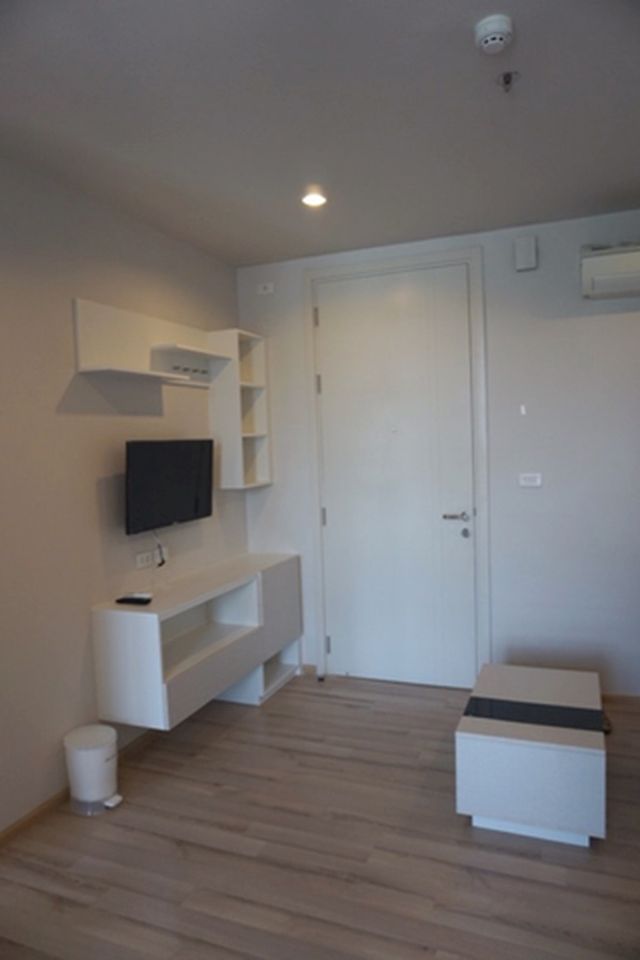 6A100552 ให้เช่าคอนโด The Base Height 1 ห้องนอน 1 ห้องน้ำ พื้นที่ 34 ตรม.