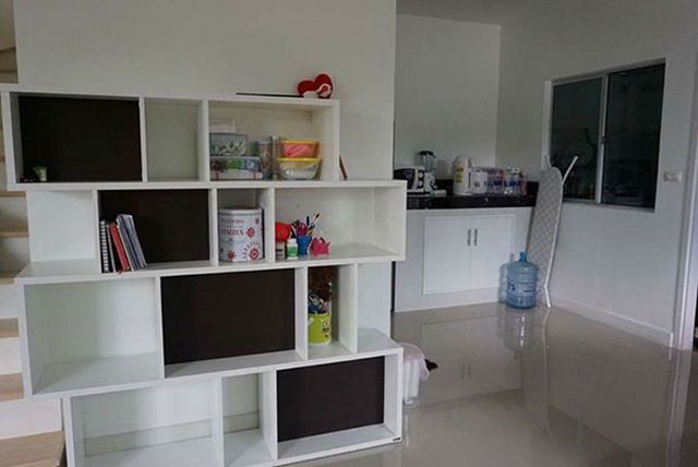 6A120250 ให้เช่าบ้านแฝด 2 ชั้น 3 ห้องนอน 2 ห้องน้ำ พื้นที่ 30 ตรว.