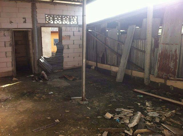 6B100004 ขายที่ดินพร้อมสิ่งปลูกสร้าง พื้นที่ 100 ตรว. ราคา 350,000 ล้านบาท