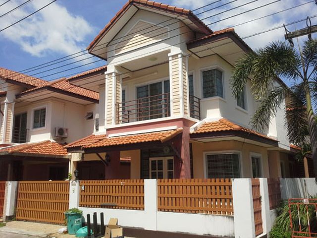 6A90427 ให้เช่าบ้านเดี่ยวสองชั้น 3 ห้องนอน 3 ห้องน้ำ พื้นที่ 38 ตรว.