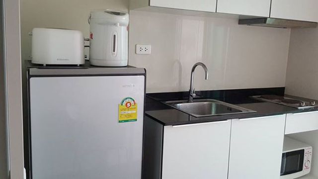 6A110752 ให้เช่าคอนโด The Base Downtown 1 ห้องนอน 1 ห้องน้ำ