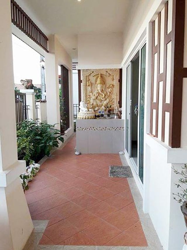 6A40184 ให้เช่าบ้านแฝด 3 ห้องนอน 2 ห้องน้ำ ราคา 22,000 บาทต่อเดือน