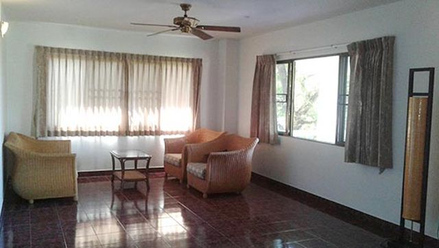 6A50138 ให้เช่าเพนเฮาส์ 3 ห้องนอน 3 ห้องน้ำ ราคา 20,000 บาทต่อเดือน