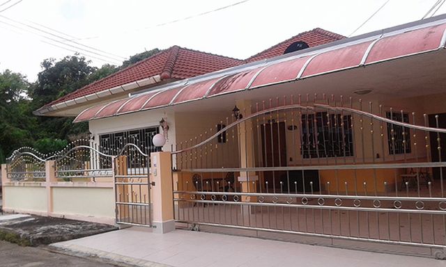 6A120259 ให้เช่าบ้านแฝดชั้นเดียว  3 ห้องนอน 2 ห้องน้ำ พื้นที่  65  ตรว.