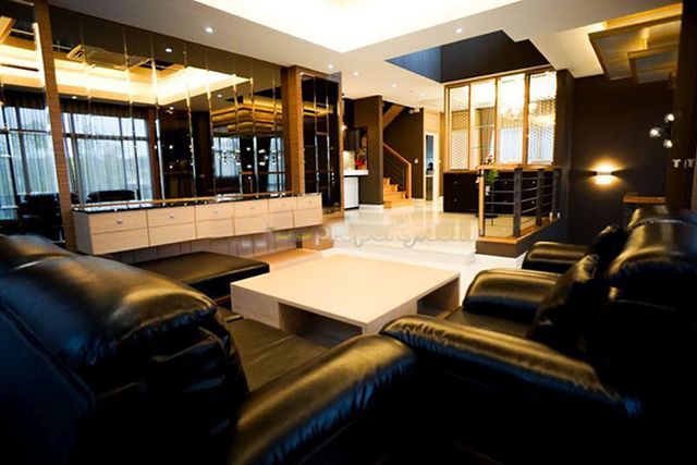 6C110267 ขายบ้านเดียว 2 ชั้น 3 ห้องนอน 4 ห้องน้ำ พื้นที่ 84 ตร.ว.