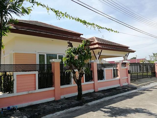 6C110262 ขายบ้านเดี่ยวชั้นเดียว 4 ห้องนอน 2 ห้องน้ำ ราคา 7.8 ล้านบาท