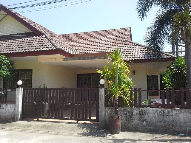 6A40199 ให้เช่าบ้านแฝดชั้นเดียว ใกล้ไทยวัสดุ