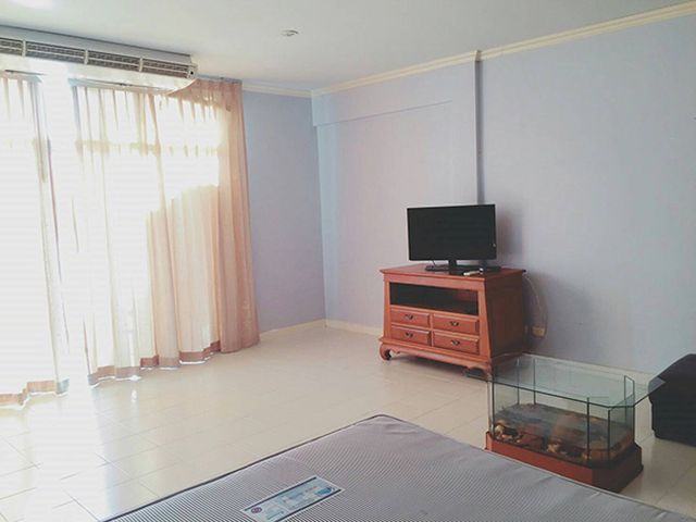 6A90468 ให้เช่าทาวน์เฮ้าส์ 2 ห้องนอน 3 ห้องน้ำ พื้นที่ 30 ตร.ว.