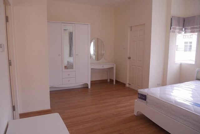 6A120265 ให้เช่าบ้านแฝด 2 ชั้น พื้นที่ 42 ตรว. ใกล้โลตัสถลาง