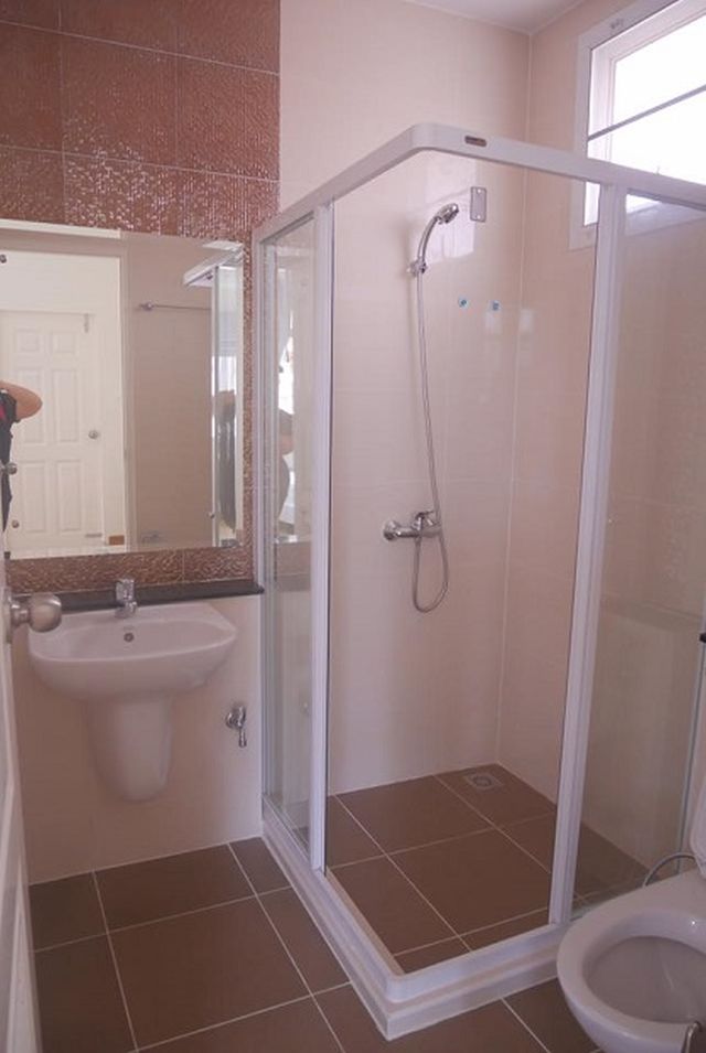 6A120265 ให้เช่าบ้านแฝด 2 ชั้น พื้นที่ 42 ตรว. ใกล้โลตัสถลาง