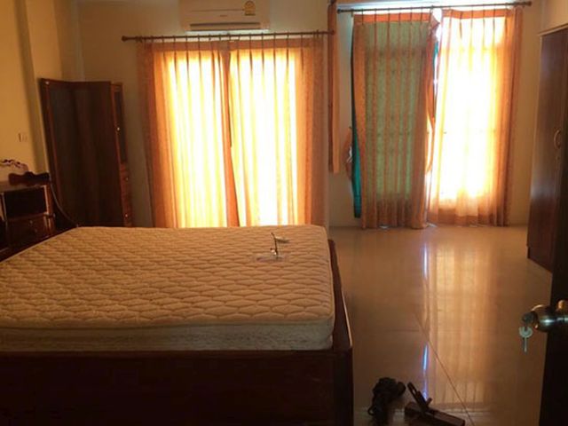 6A60077 ให้เช่าทาวน์โฮมส์ 3 ชั้น 3 ห้องนอน 4 ห้องน้ำ