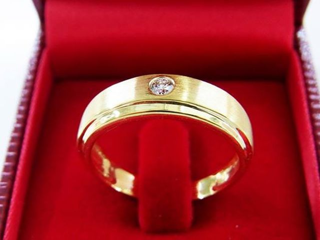 แหวนเพชรแท้