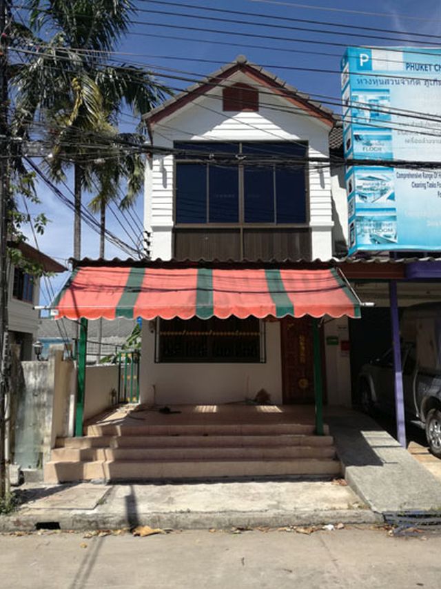 6C90209 ขายทาวน์เฮาส์ 2 ชั้น 2 ห้องนอน 2 ห้องน้ำ ราคา 2.8 ล้านบาท