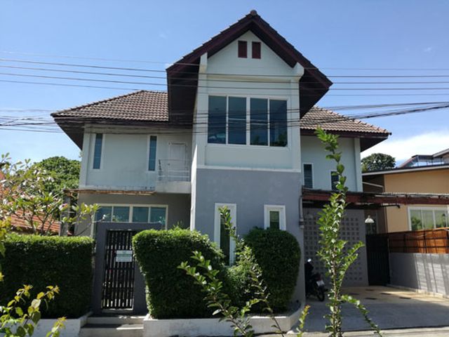 6C90211 ขายบ้านเดี่ยว 2 ชั้น 3 ห้องนอน 2 ห้องน้ำ พื้นที่ 84 ตรว.