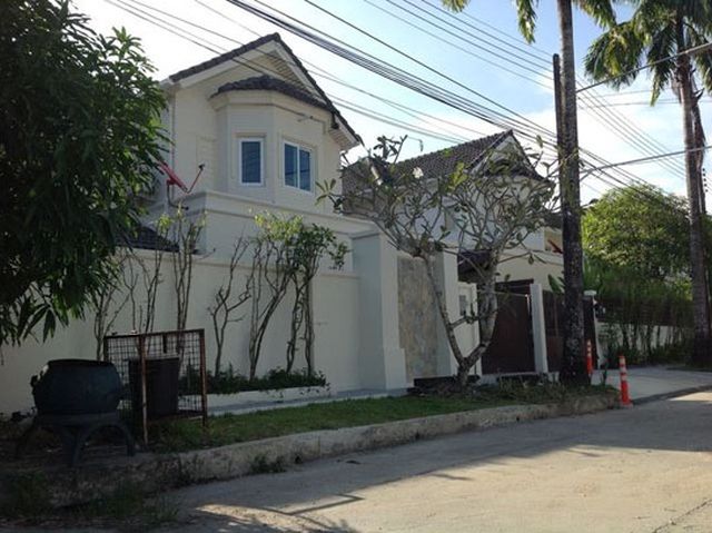 6A100597 ให้เช่าบ้านเดี่ยวสองชั้น 4 ห้องนอน 4 ห้องน้ำ พื้นที่ 50 ตรว.