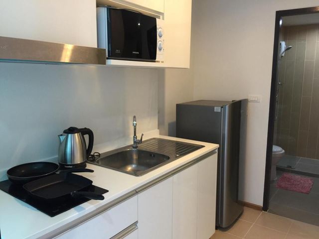 เซนทริโอคอนโด ให้เช่าพร้อมเฟอร์นิเจอร์ ใกล้สี่แยกเซนทรัล บรรยากาศดีเดินทางสะดวก