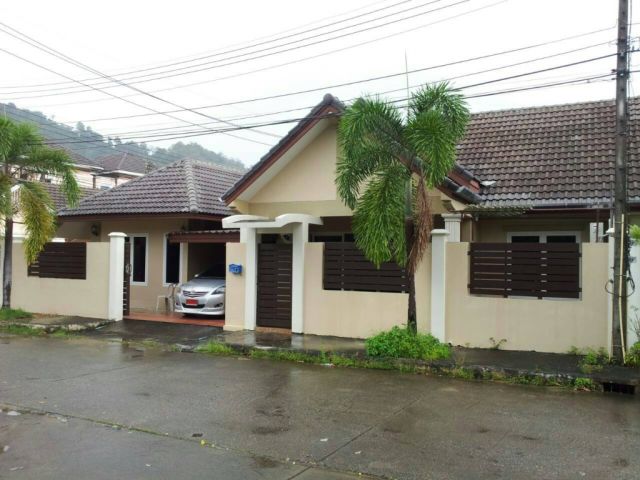 ขายบ้านสวยพร้อมเฟอร์ฯ แอร์ พร้อมต่อเติมห้องครัว ห้องโถง แปลงหัวมุมถนน