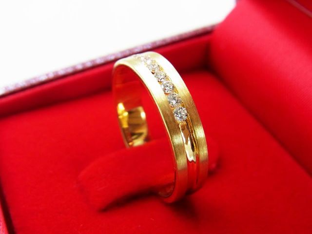 แหวนเพชรแท้ ห้างเพชรกาญจน์