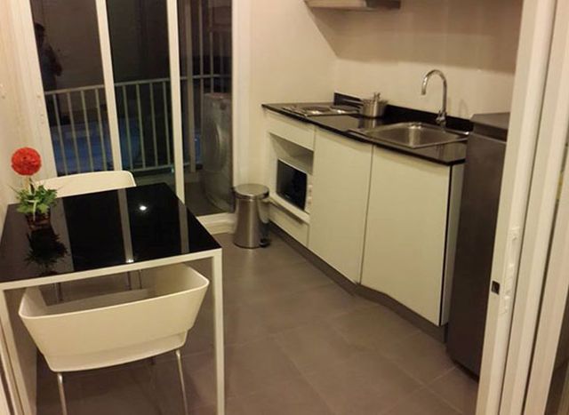 6A110828 ให้เช่าคอนโด The base downtown condo  1 ห้องนอน 1 ห้องน้ำ