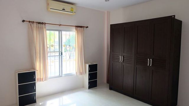 6A120276 ให้เช่าบ้านเดี่ยวชั้นเดียว 2 ห้องนอน 2 ห้องน้ำ พื้นที่ 47 ตรว.