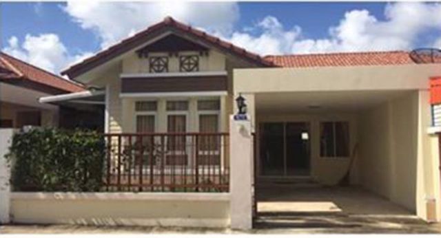 6C110301 ขายขาดบ้านแฝดสองชั้น 3 ห้องนอน 2 ห้องน้ำ พื้นที่ 38.3 ตรว