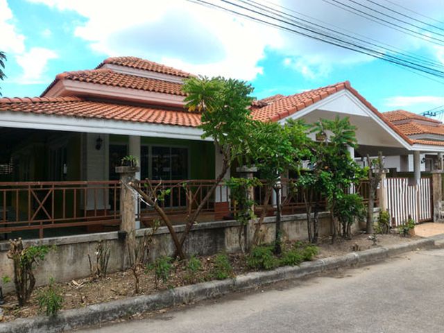 6A100632 ให้เช่าบ้านเดี่ยวชั้นเดียว 3 ห้องนอน 2 ห้องน้ำ พื้นที่ 68 ตรว.